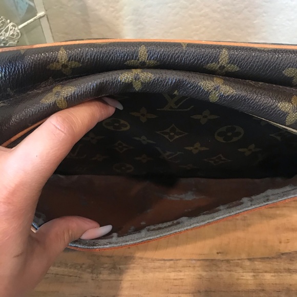 Louis Vuitton crossbody/shoulder bag - Picture 6 of 7